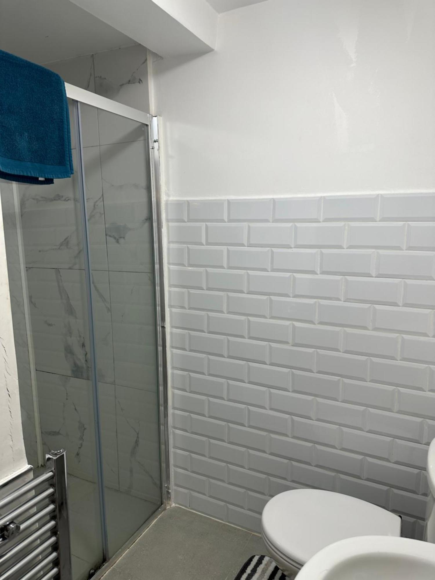 Stylish Studio Flat - Watford Junction - Harry Potter Экстерьер фото